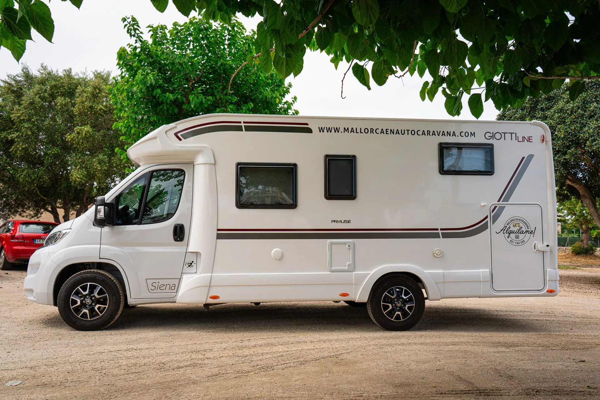Citroën Giottiline Siena 385 — autocaravana de alquiler en Mallorca
